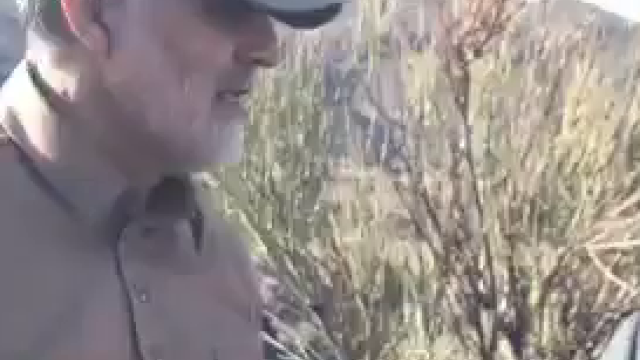 شهید حاج قاسم سلیمانی  در روستای زیبای قنات ملک...