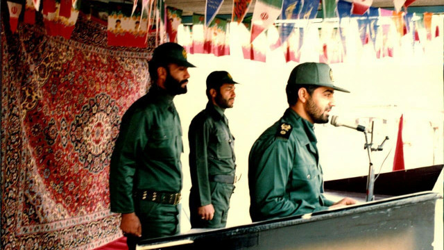 ” الجندي سليماني وحارس من اهل السنة “
