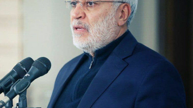 سُبحان الله خالقُ النورِ والجَمال